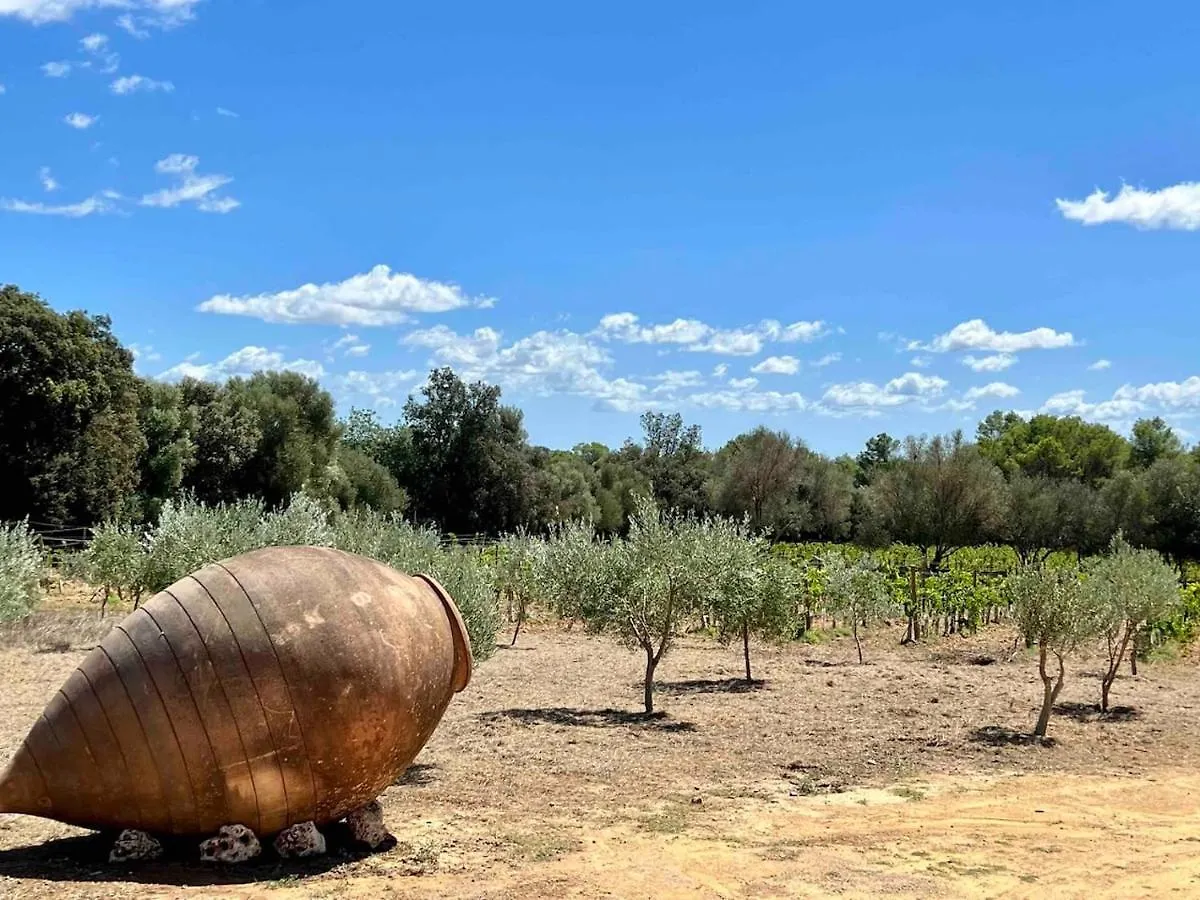 Los Dos Caballeros Winery & Vacation Rental Llubi 0*,  Spain