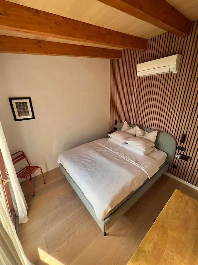 Los Dos Caballeros Winery & Vacation Rental Llubi 0*,  Spain