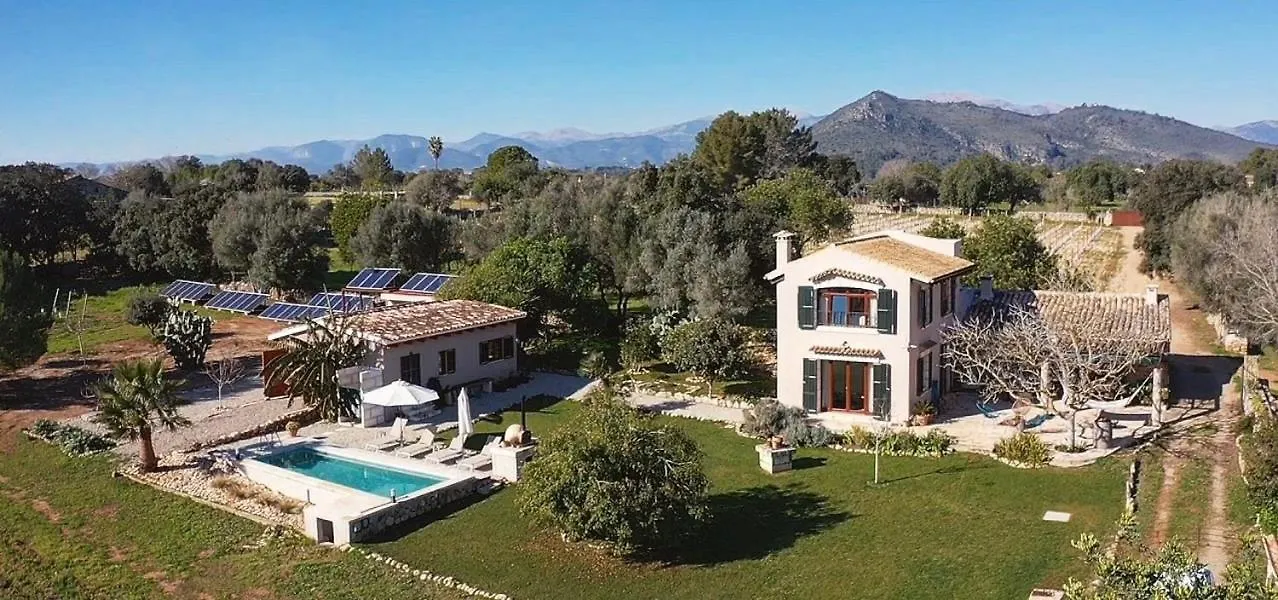Los Dos Caballeros Winery & Vacation Rental location